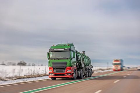 Off-Highway Trucks: A Complete Guide to Heavy-Duty Hauling Equipment