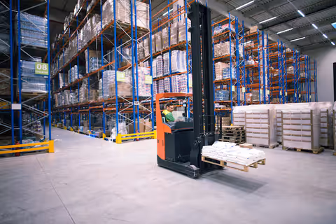 Pallet Stackers: A Guide to Warehouse Material Handling