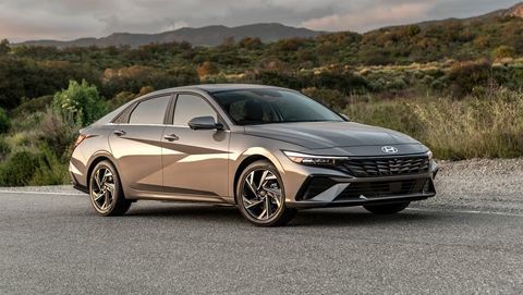 Expert Guide to Hyundai: Vehicle Technologies, Sustainability, and Industry Trends