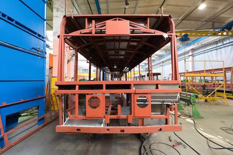 Hydraulic Press Machines Insights: Improving Manufacturing Efficiency and Product Quality