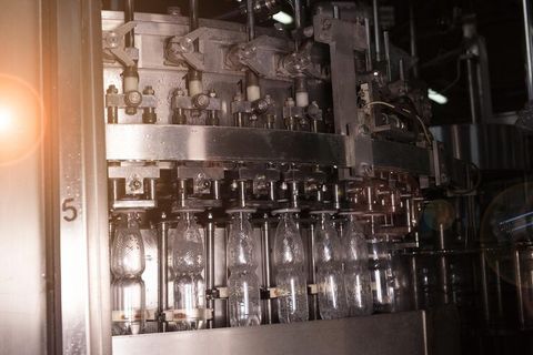 A Professional Guide to Glass Bottle Manufacturing Machines: Advanced Techniques and Best Practices
